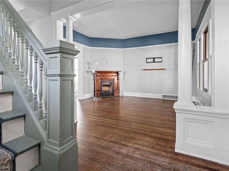 4209 Woodbine Avenue, Cleveland, OH 44113 Photo 6