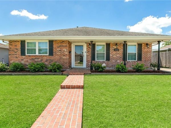 2168 GRAHAM Drive, Gretna, LA 70056