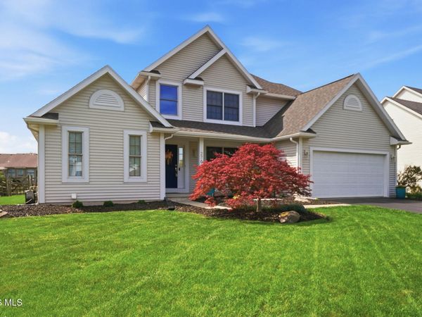 276 Twinbrook Drive, Perrysburg, OH 43551