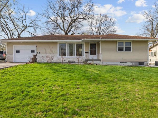 420 W Mclane Street, Osceola, IA 50213