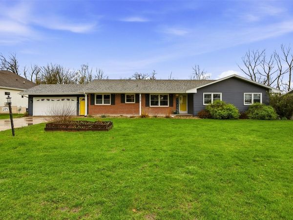 275 34th Street SE, Cedar Rapids, IA 52403