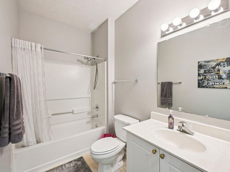 1765 Fortstone Lane, Columbus, OH 43228 Photo 32