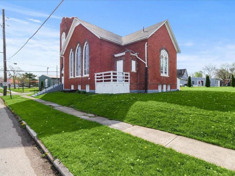 205 W Center Street, West Mansfield, OH 43358 Photo 3