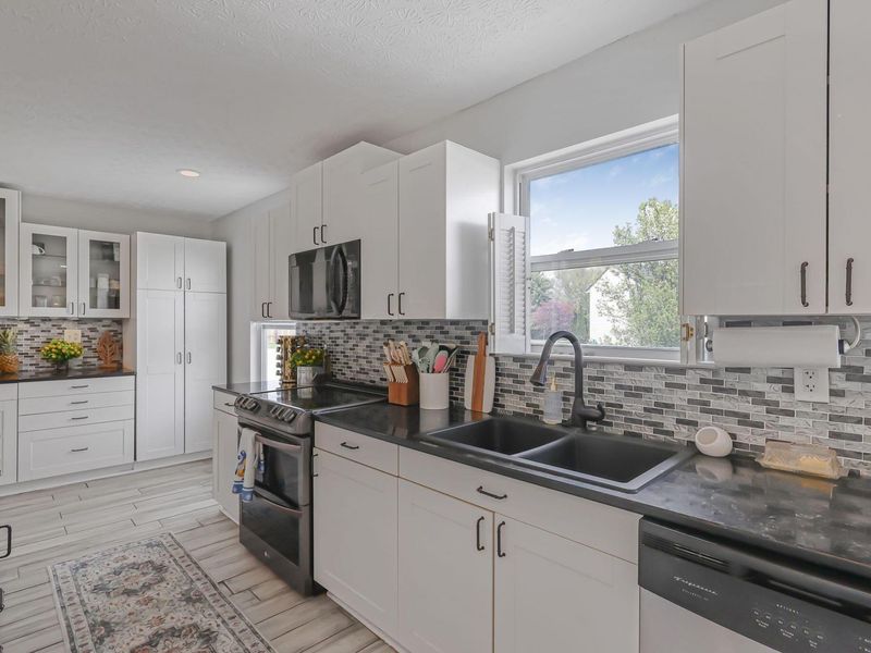 112 Saddle Tree Court, Delaware, OH 43015 Photo 11