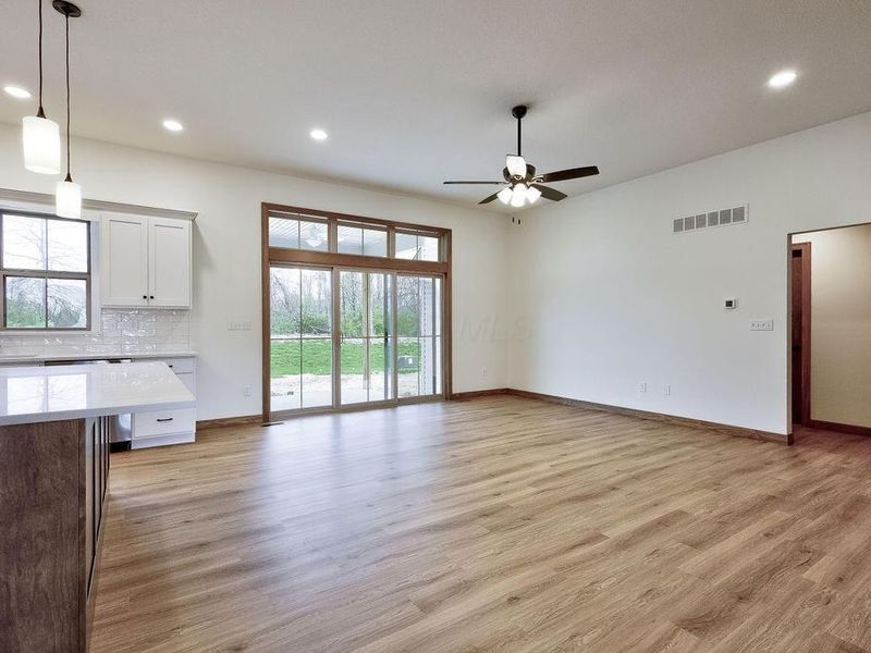 556 Cannondale Avenue, Johnstown, OH 43031 Photo 12