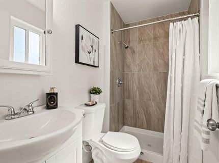 3512 Gemini Way, Sacramento, CA 95827 Photo