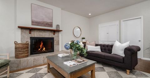 2681 Latham Dr, Sacramento, CA 95864 Photo