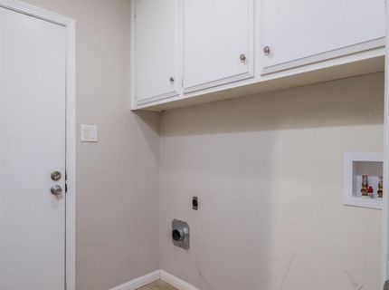 2681 Latham Dr, Sacramento, CA 95864 Photo