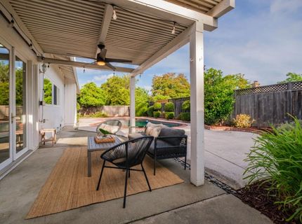 2681 Latham Dr, Sacramento, CA 95864 Photo