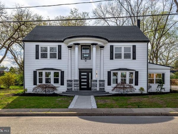 98 BROAD, SELINSGROVE, PA 17870