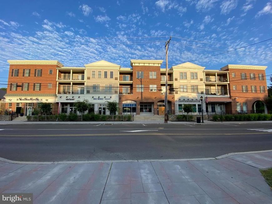 200 N Sycamore Street, Unit 2F, Newtown, PA 18940 Main Photo