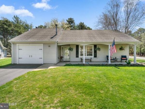 6 WALES COURT , FORKED RIVER, NJ 08731