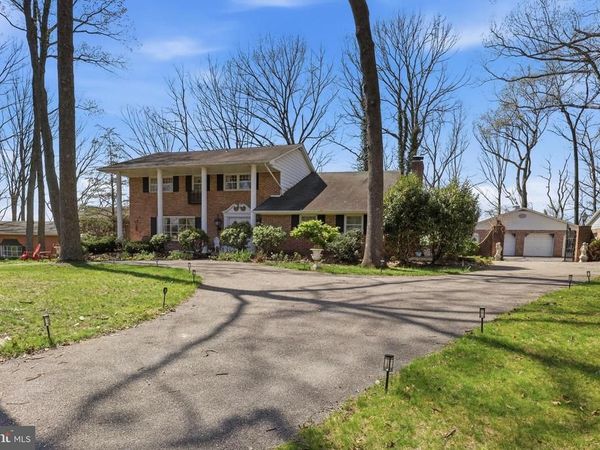 4041 ROBINHOOD, YORK, PA 17408
