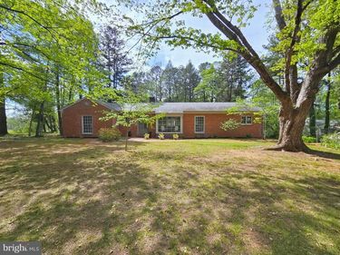 3271 ROSNEY ROAD, DILLWYN, VA 23936