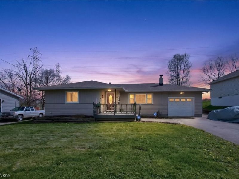 2448 Kermit Avenue, Akron, OH 44305 Photo 2