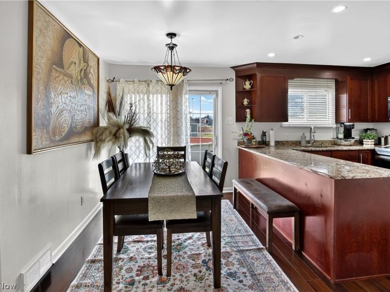 2448 Kermit Avenue, Akron, OH 44305 Photo 3