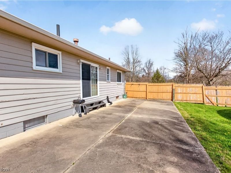 2448 Kermit Avenue, Akron, OH 44305 Photo 33