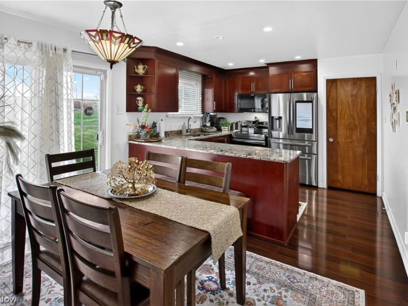 2448 Kermit Avenue, Akron, OH 44305 Photo 5