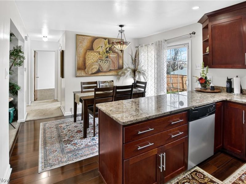 2448 Kermit Avenue, Akron, OH 44305 Photo 8