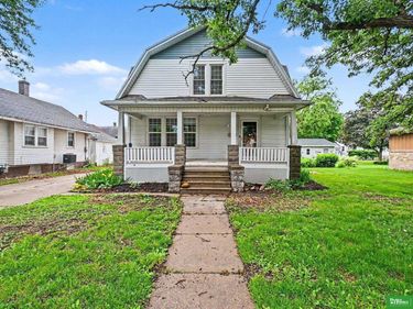 233 E Linden Avenue, Fremont, NE 68025