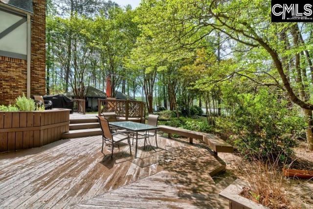 124 Runneymede Drive  Photo 11