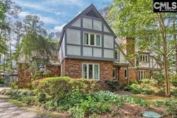 124 Runneymede Drive  photo 4