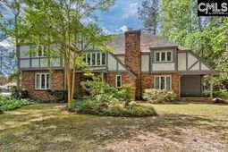 124 Runneymede Drive  photo 4