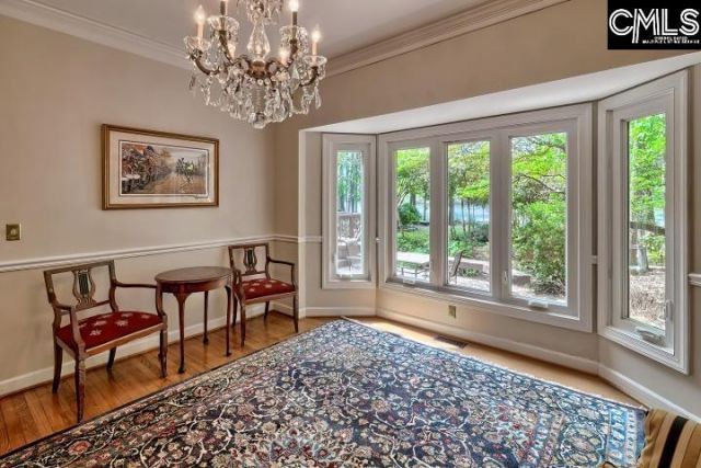 124 Runneymede Drive  Photo 35