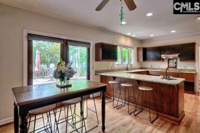 124 Runneymede Drive  Photo 41