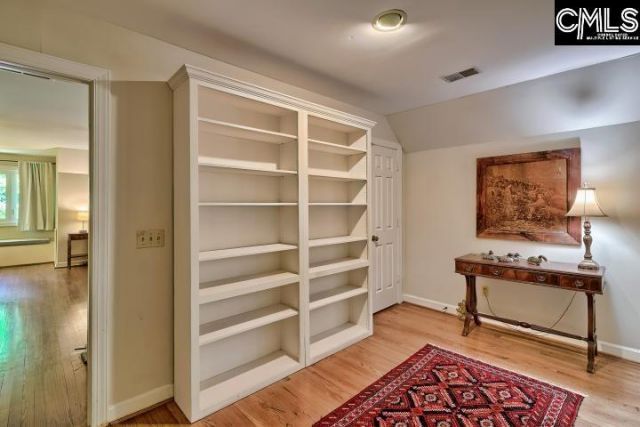 124 Runneymede Drive  Photo 80