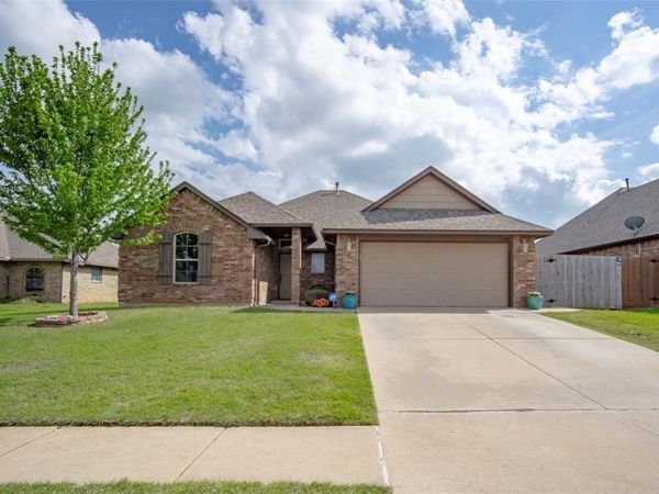 11208 NW 8th Street, Yukon, OK 73099