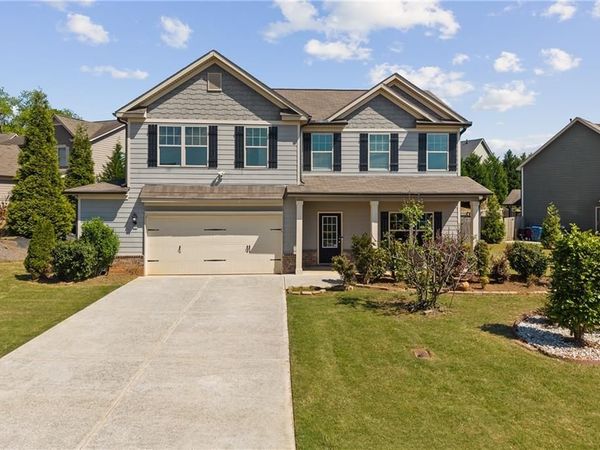 677 Massey St, Winder, GA 30680