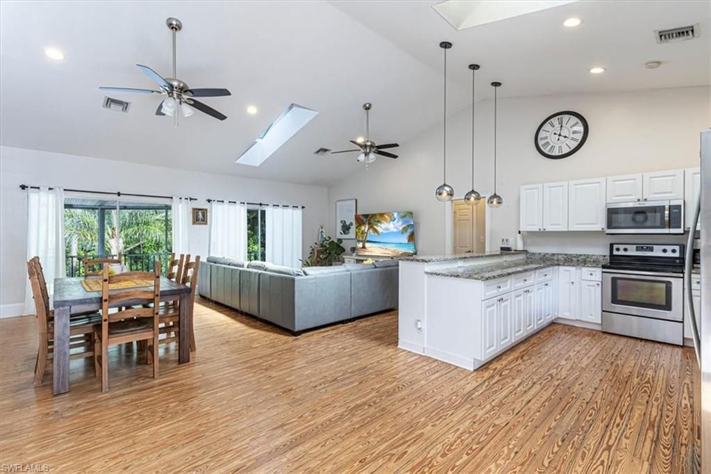 3618 Cottage Club Ln, Naples, FL 34105 Photo