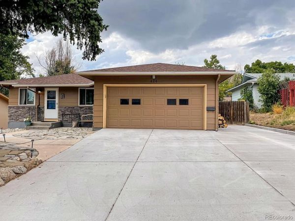 424 Redwood, Colorado Springs, CO 80107