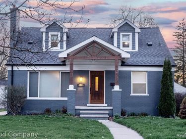 2925 Benjamin Avenue, Royal Oak, MI 48073