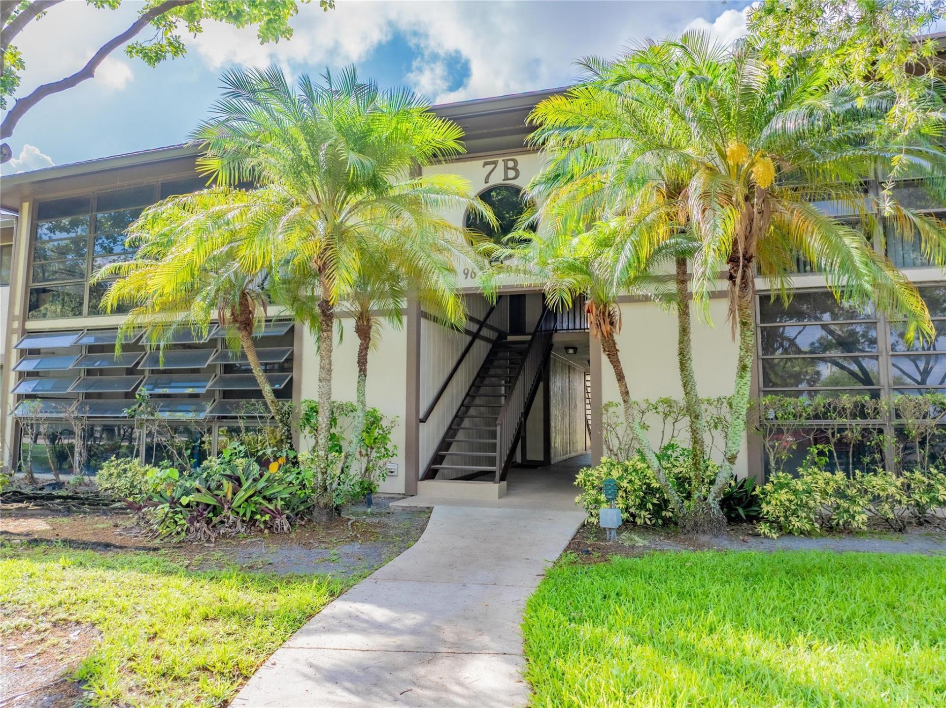 9614 W Mcnab Road, Unit 204, Tamarac, FL 33321 Photo