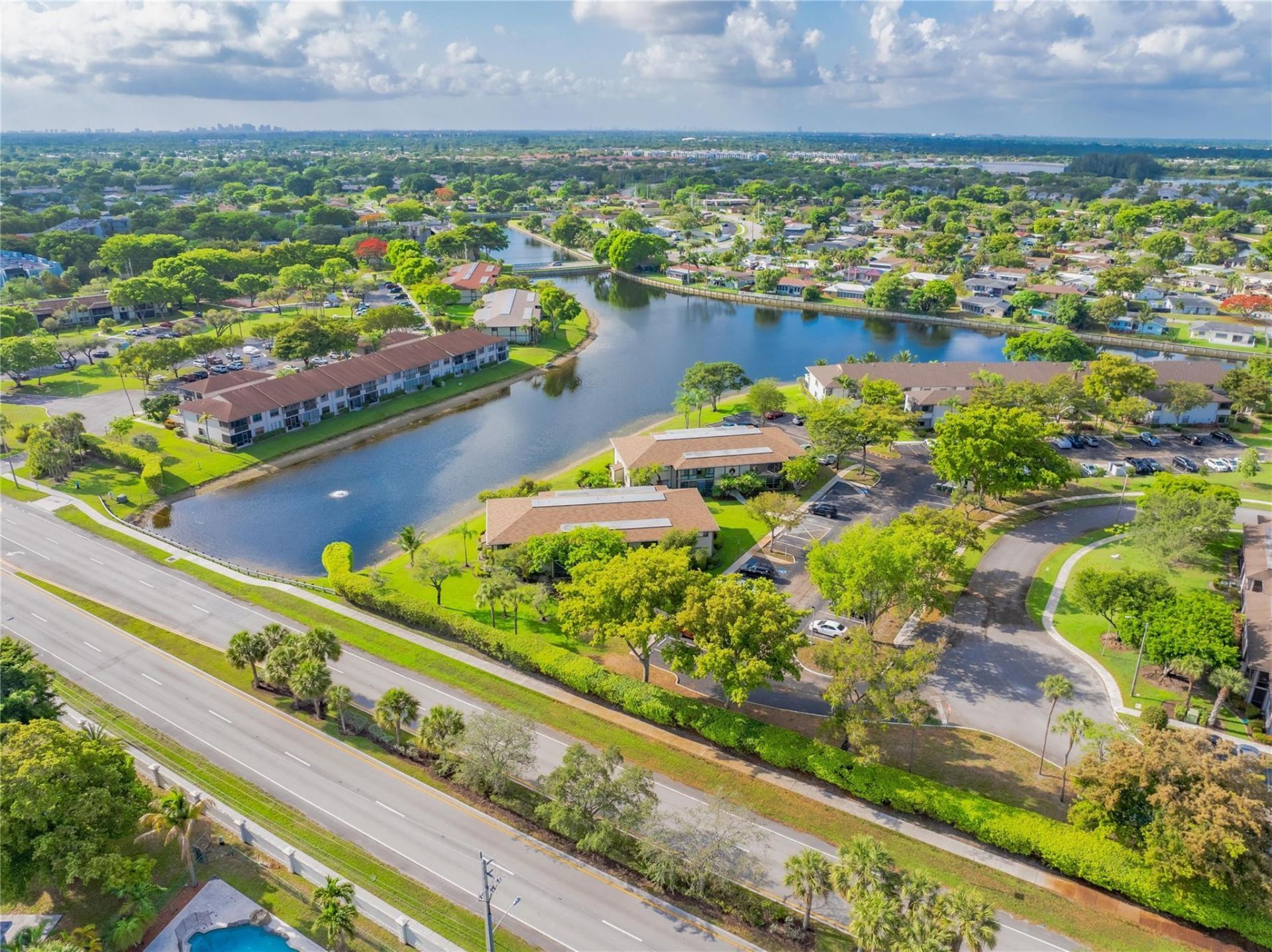 9614 W Mcnab Road, Unit 204, Tamarac, FL 33321 Photo