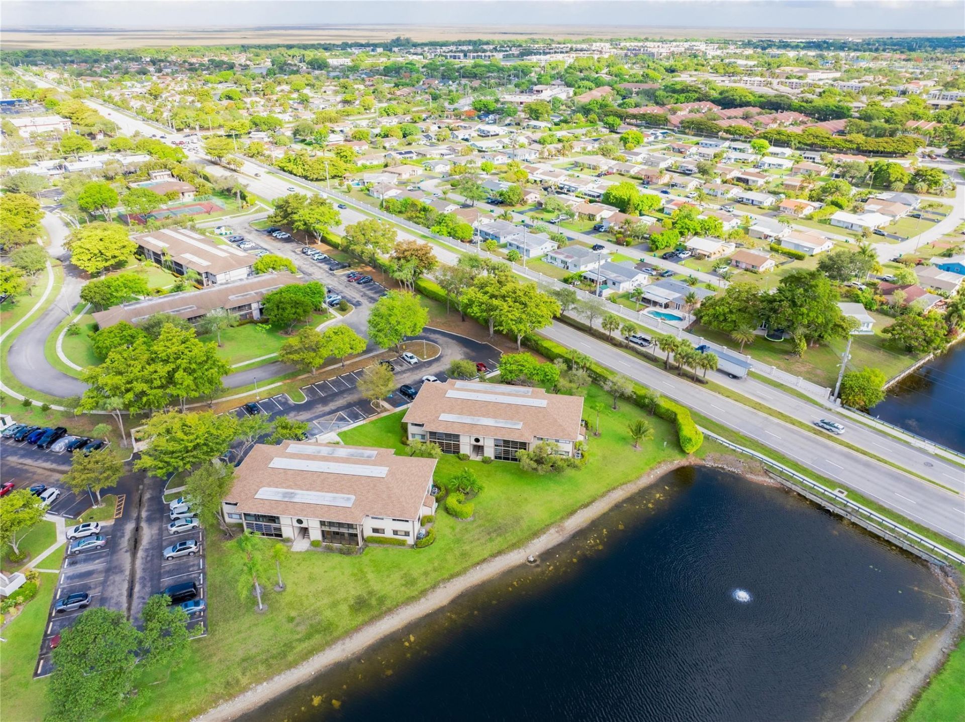 9614 W Mcnab Road, Unit 204, Tamarac, FL 33321 Photo