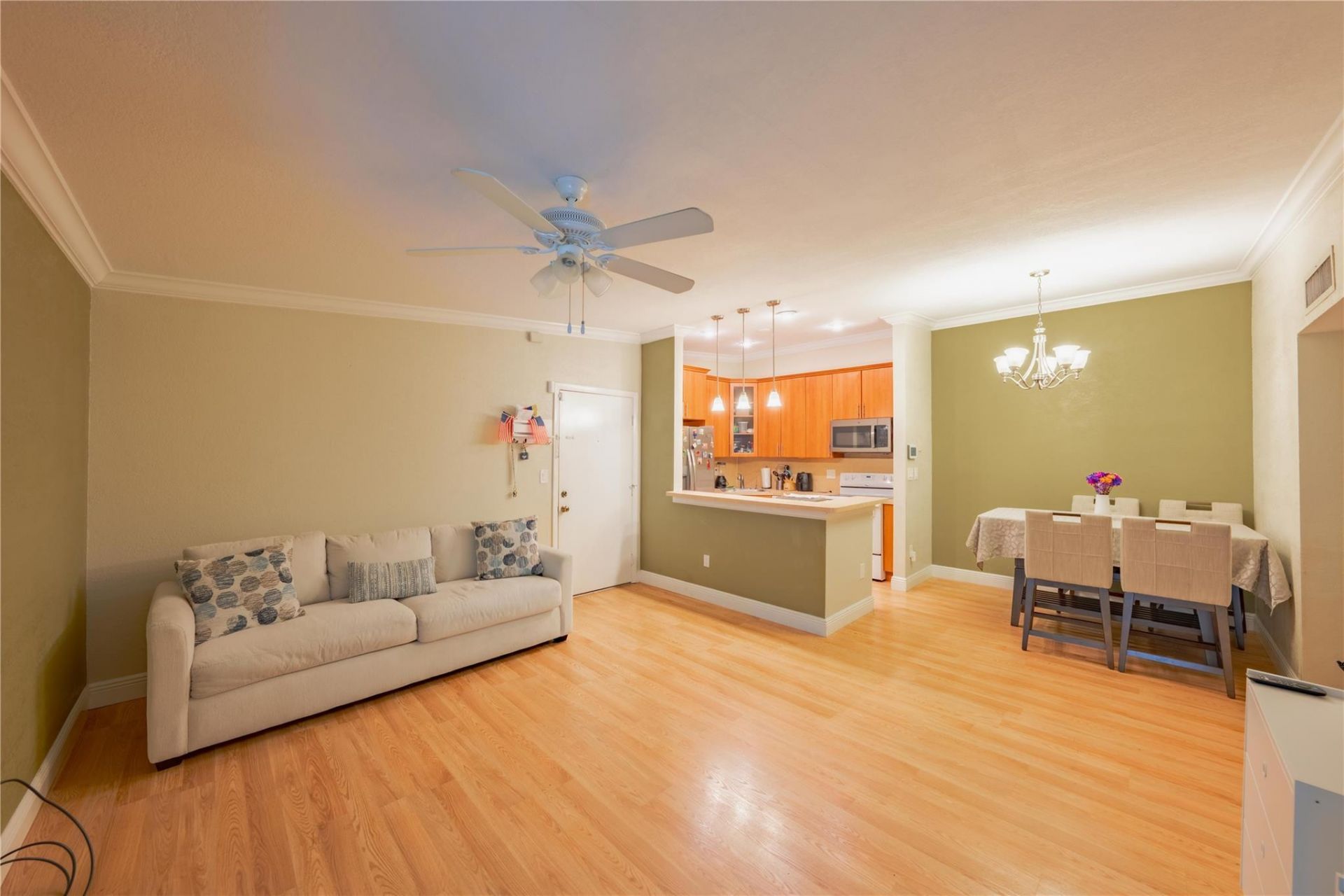 9614 W Mcnab Road, Unit 204, Tamarac, FL 33321 Photo