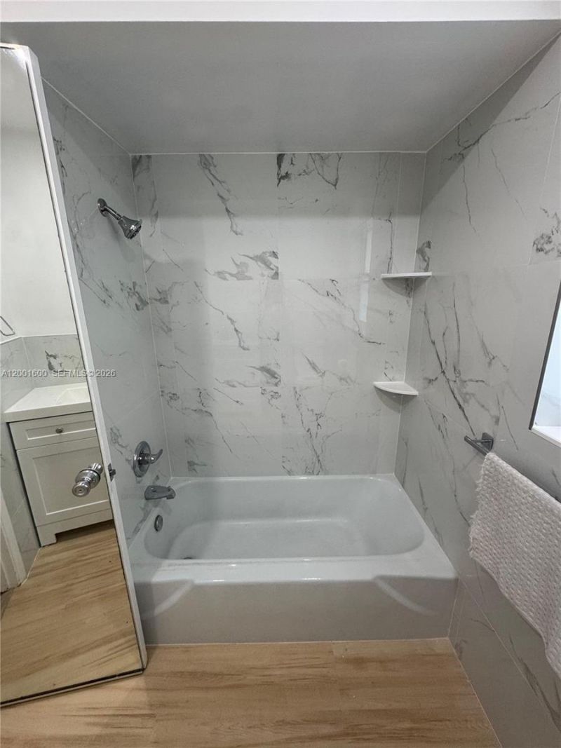 700 Layne Blvd, Unit 115, Hallandale Beach, FL 33009 Photo