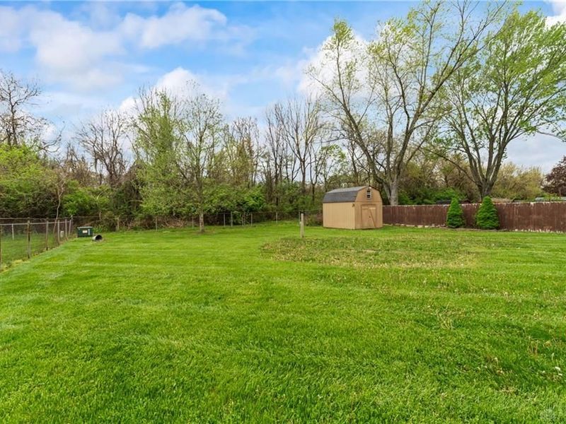 5454 Johannsen Avenue, Huber Heights, OH 45424 Photo 49