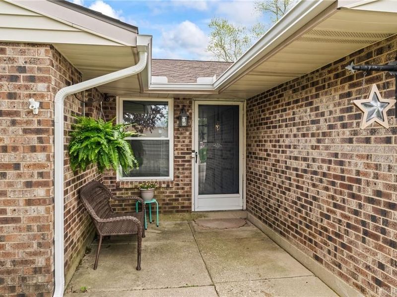 5454 Johannsen Avenue, Huber Heights, OH 45424 Photo 5