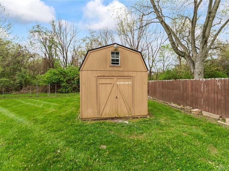 5454 Johannsen Avenue, Huber Heights, OH 45424 Photo 52