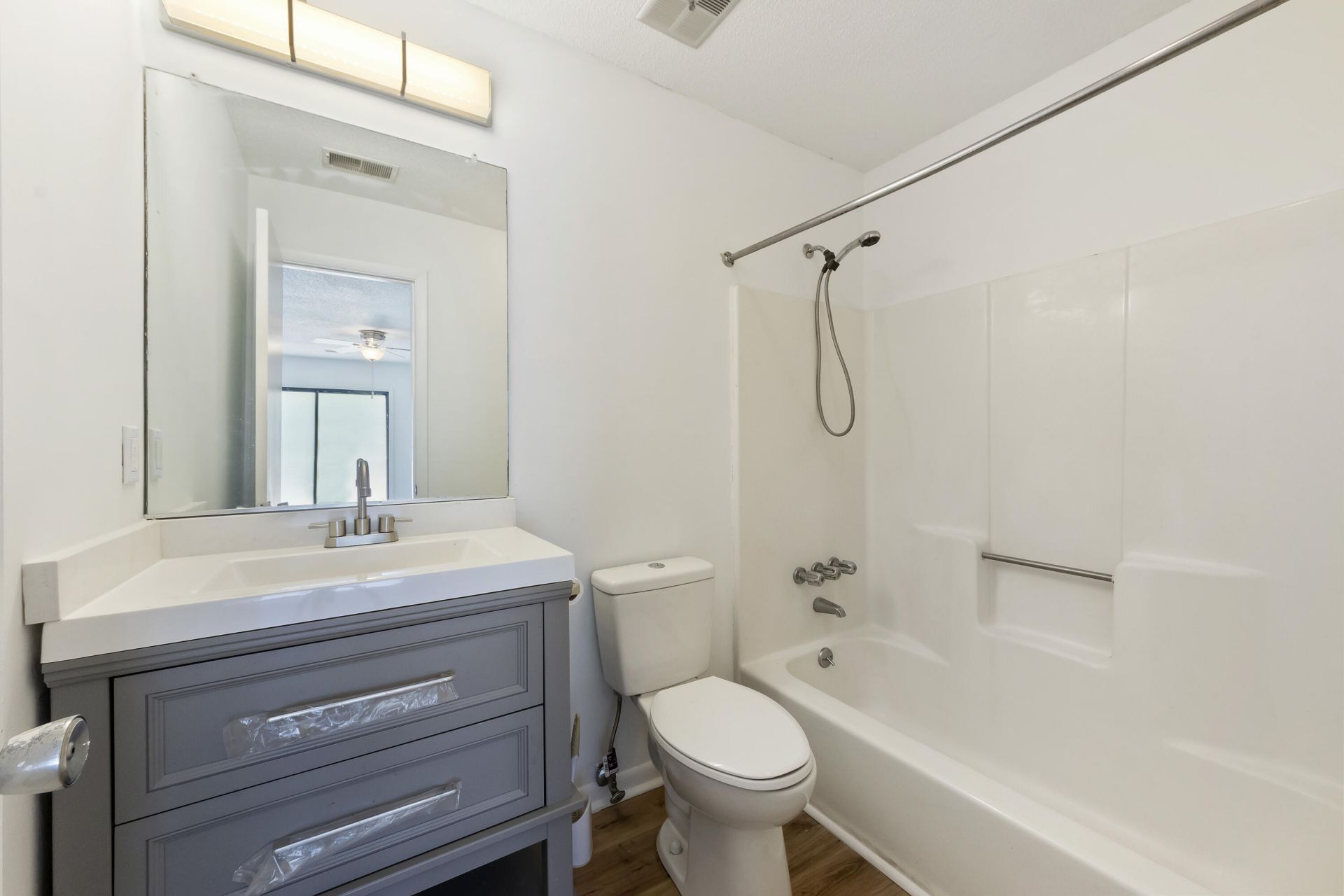 607 Waterwood Drive Photo 15