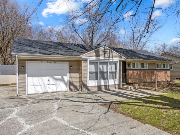 375 Douglas Road , Batavia, IL 60510