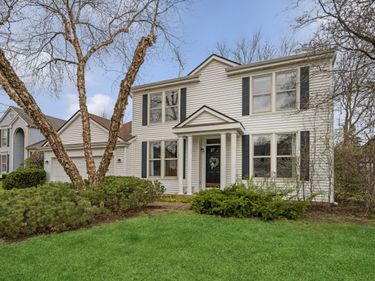 1426 Trailwood Drive, Crystal Lake, IL 60014