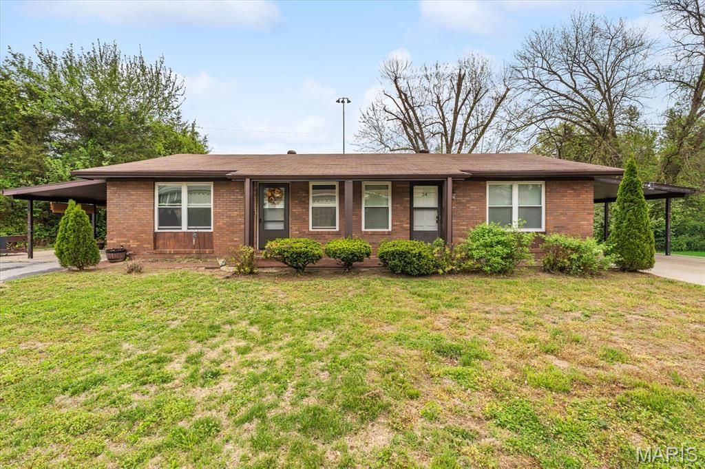 24 Justice Drive, Belleville, IL 62226 Main Photo