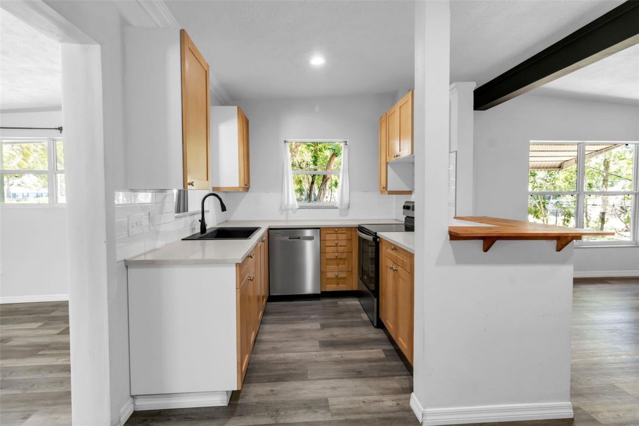 2317 2nd Avenue E, Bradenton, FL 34208 Photo