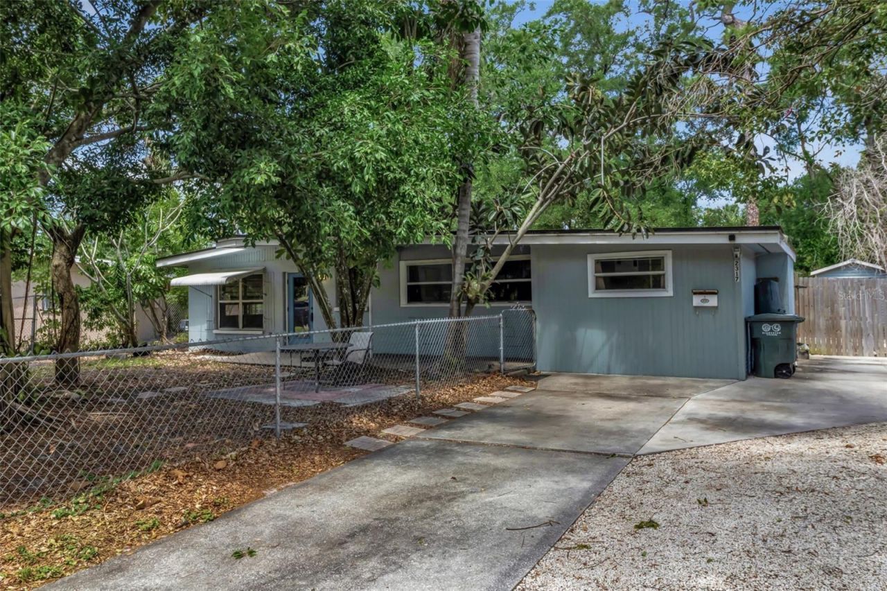 2317 2nd Avenue E, Bradenton, FL 34208 Photo