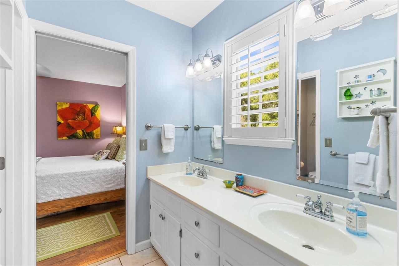 5787 N Apopka Vineland Road, Orlando, FL 32818 Photo